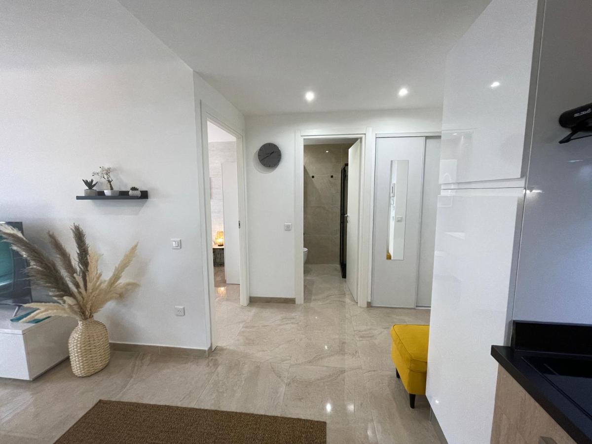 Superbe appartement idéalement situé à Cannes Esterno foto